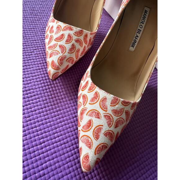 $745 Manolo Blahnik Pumps Size 37 EU 7 US NEW White Orange Linen Grapefruit - Picture 4 of 12
